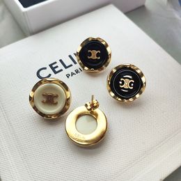 2024 nueva llegada de la marca de lujo pendientes de diseñador Stud 18k geometría de oro amor retro pendiente de la vendimia pendientes anillos de oreja joyería para mujer niña