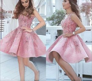 2024 nieuwe collectie korte Arabische roze homecoming jurk een lijn v-hals junioren zoete 15 afstuderen cocktail party jurk plus size op maat gemaakt