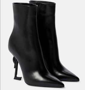 2024 Nouvelles bottes Bottines Designer Martin Desert pour femmes Chaussures classiques Mode Hiver Bottes en cuir Gros talon Femmes Chaussures avec boîte