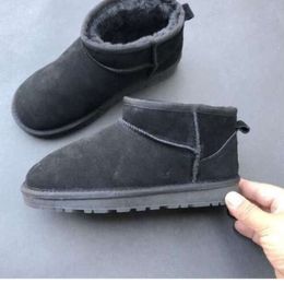 2024 Neue Stiefel UGGsity Kids Australia Schneestiefel Designer Kinderschuhe Winter Classic Ultra Mini Botton Baby Jungen Mädchen Ankle Booties Kid Fur GH409