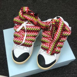 Chaussures de mode pour femmes marchent entraîneurs à plat extérieur grimpent tennis décontracté basketball 10a de qualité supérieure en cuir concepteur vintage luxurys run run shoe baskets randonnée