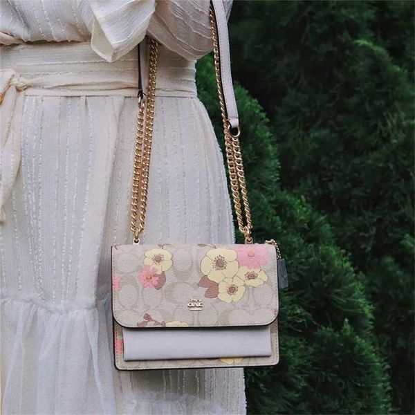 2024 Nouvelle chaîne enduite classique avec sac à main à fleurs vente 60% de réduction sur la boutique en ligne