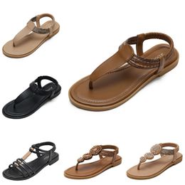 2024 Nouveau clip-on sandales chaussures pour femmes bohème style ethnique de style coloré