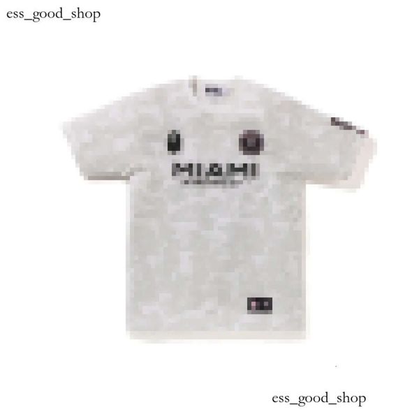 2024 Nueva ropa Camisa Bapestar de alta calidad MIAMI Un baño Bapessta Rare Gorilla Head Camiseta Estampado Manga corta Bapestar Sudadera con capucha Bapestar Camiseta 951