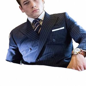 2024 Nouveau design Costumes pour hommes Terno Blue Double Breasted Peak Revers élégant Blazer Ensemble complet Costume de mariage 2 pièces Veste Pantalon W9ip #