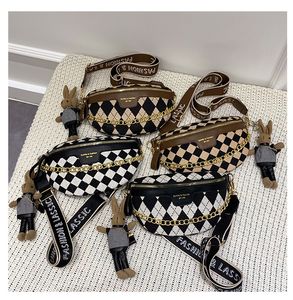 2024 Nouveau Designer Ins Femmes Sacs de taille Packs Large Sangle Bandoulière Sac de poitrine Femme Élégant Plaid PU Cuir Dames Élégant 4 Couleur