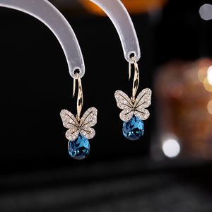2024 NUEVO diseñador Pendientes de estilo coreano Micro Set Earhooks de circón Azul Butterfly Joyería