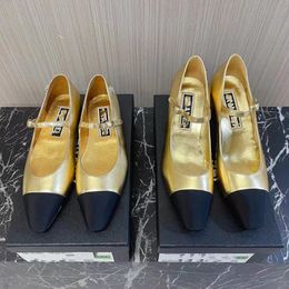 2024 Nuevo diseñador Mary Jane zapatos para mujeres zapatos planos casuales de mujer puntiagudas de diseñador de diseñador