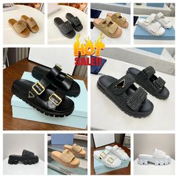 2024 Nieuwe Designer Sandaal Woman Crochet Glaides Zwart platform Wedges Straw Flatform Slipper Summer Flat Comfort Mule Beach zwembad Twee riemen