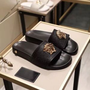2024 Nieuwe designer sandalen dames heren slippers slippers slippers plat rubberen lederen dames kleding schoenen met doos