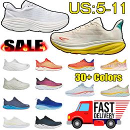 2024 Nouvelles chaussures de créateurs One Bondi 8 Chaussures extérieures pour hommes et femmes baskets pour femmes Clifton 9 hommes Black White Mens Trainers Top Quality