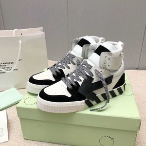 2024 Nouvelles chaussures de créateurs vulcanisées pour hommes femmes à lacets hors du bureau Sneaker décoré en plein air blanc baskets respirant toile plate-forme hommes formateurs 13