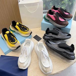 2024 Nieuwe Designer Systeme Geborsteld Lederen Sneakers Schoenen Dames Heren Fietsstof Suède Elementen Patroon Loopvlak Runner Schoenen Verhoogde rubberen rand Casual schoenen maat 35-46