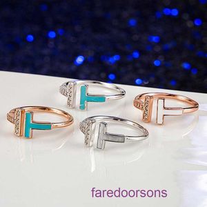 2024 nuevo diseñador Tifannissm anillo de acero inoxidable S925 plata esterlina doble T anillo abierto para mujeres con gota de diamante pegamento carta comida persona tiene caja original