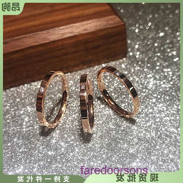 2024 nuevo diseñador Tifannissm anillo de acero inoxidable titanio delgado femenino de moda estudiante coreano simple personalidad círculo sola niña dos o tener caja original