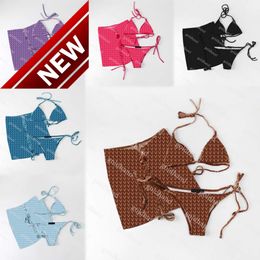 2024 Nouveau créateur de mode Sexy Bikini ensembles de lettres bon marché Velvet S mode 3 pièces Sexe Sweethsuit Luxury Marque Femmes Bikini Summer Beachwear Bathing