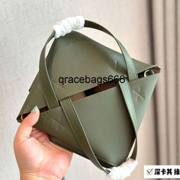 2024 NOUVEAU créateur de mode Top Stream pliable Sac à main croix à corps à main 39x33