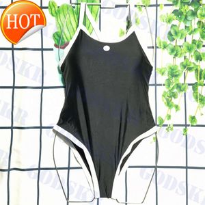 2024 Nieuwe modeontwerper Groothandel Women Swimwear Sexy Classic Black One Piece Swimsuit Witte letter Bikini voor vrouwen Fashion Womens Beach Bikini's