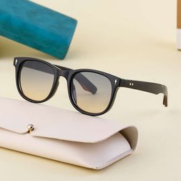 2024 Nieuwe mode Minimalistische doos Dames zonnebrandcrème veelzijdige Koreaanse zonnebrillen voor mannen H514-12