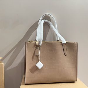 2024 Nueva tendencia de moda Diseñador Bolsa de asas Lady Travel Alligator Crossbody Classic Embrague Bolsa de compras Monedero Monedero Nina Carryall para mujer Matel Bolsos de cuero suave