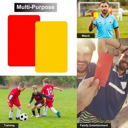 2024 NOUVEAUX ensembles de cartes d'arbitre de football de football avertissement Arbitre rouge et jaune avec des feuilles de score de portefeuille Accessoires juge de notes