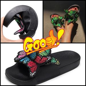 2024 New Gai Slipper Sandal Platform Plateforme Butterfly Slippers Womans Flat Flip Flops Outdoors Pish Sliders Beach Shoe