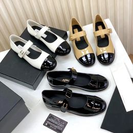 Hoge hak prom dress buiten lopen Casual mary jane Schoenen Vrouw kantoor mode Loafers platform Schoen man Designer Channel Luxe Rubber Trainer Echt lederen schoen