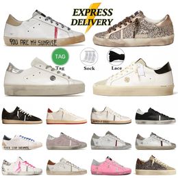 2024 Nouvelles baskets dorées Doold Dirty Sports Chaussures Nouvelles sorties Italie Brand Men Femmes Hi Ball Star Chaussures Casual Cuir Cuir Flat Slide Shoe Superstars Dhgate