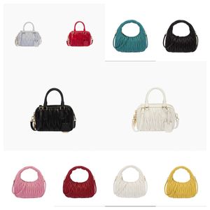 2024 Nouvelle qualité Miui Hobo Logv Luxury Crossbody Bags Designer Femme Lady épaule Fashion Black Sac Mini White Summer Summer Pink Ross Decker Handsbag 10A