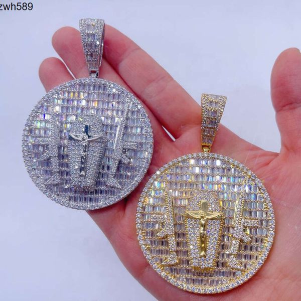 Bijoux de créateurs Vente chaude Hip Hop S925 VVS Moissanite 2024 Nouveau Hip Hop Gun Jésus Pendentif Glacé Bling Croix Ronde Charme Colliers Hommes