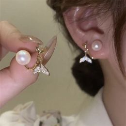 Boucles d'oreilles coréennes légères en or jaune 14 carats, pendentif fleur de perle de luxe pour femmes, bijoux élégants en cristal, cadeaux de fête, nouvelle collection 2024