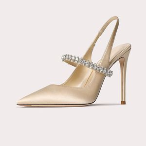 Livraison gratuite 2024 Nouvelles dames sandales en satin en cuir 10cm 8cm 6cm talon haut pillage pointu de chaussures diamants de diamant mariage