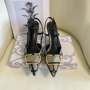 2024 NIEUWE Dame cadeau Sandalen V Handtekening hoge hak designer Dames heren hoge kwaliteit Sandaal Pomp platte Jurk Schoen Mesh mode Platte hak Outdoor sandaal doos Maat 35-41