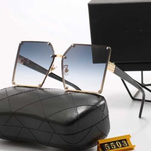 2024 Nuevas gafas de sol grandes para mujeres Fashion Fashion Versátil Versátil