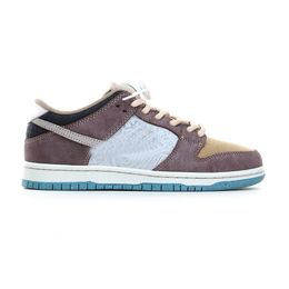 2024 Nouveau bas de mones basses Sauvelage Sélairage Brown Grey Top Low Top Sports Casual Sports 36-47.5