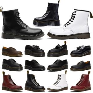 2024 Nouvelles bottes de créateurs de luxe pour femmes Bottines en cuir verni noir Martin Demi-bottes Doc Martens Bottines de cowboy Bottes de neige classiques en plein air Bottes d'hiver