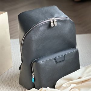 Sac à dos de luxe de styliste pour hommes, sac à main rétro en cuir véritable, sac d'école de grande capacité, nouvelle collection 2024