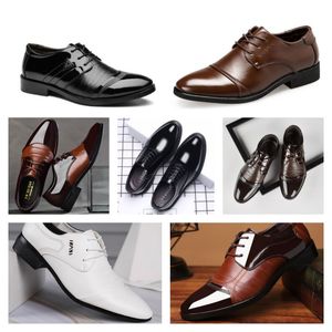 2024 Nouveau créateur de luxe Multi Style Leather Chaussures décontractées pour hommes, robe d'affaires de grande taille, nouette de mariage chaussure de mariage
