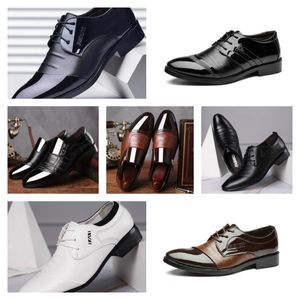 2024 Nouveaux chaussures en cuir multi-style créatrices de luxe, chaussures décontractées pour hommes, chaussures habillées de grande taille, chaussures de mariage pointues