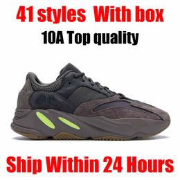 2024 Nieuwe luxe designer schoenschoenen Running Shoes Flow Runner Sneaker 500 Basketbalschoen 700 V2 V3 Tennis Run schuim Runner Black Men Dames Casual Outdoor Sport Men SCHOENEN 6136