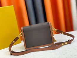 2024 nieuwe luxe handtas designer tas de draagtas schouder crossbody tassen lederen riem vrouwen bakken mode handtassen portemonnee klassieke limited edition messenger bag AAAAA