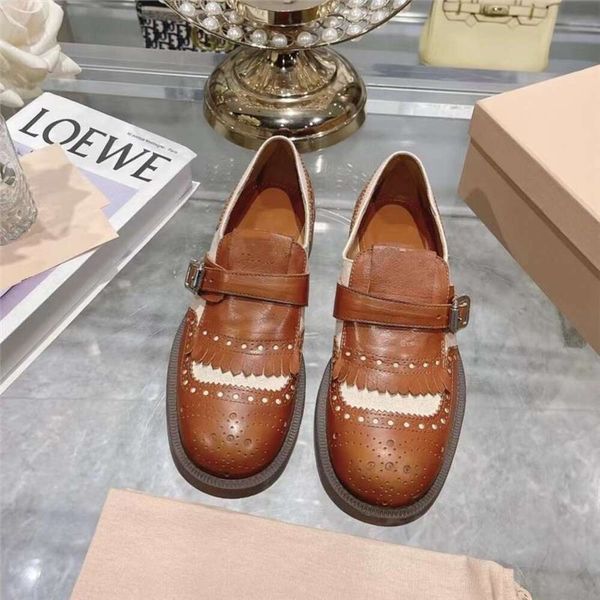Chaussures Lefu à Double boucle sculptée britannique de marque M Family Co, avec pompon et talon épais, nouvelle collection 2024
