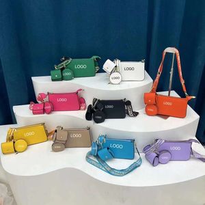 2024 New M Family Small Square Camera Sacs Trois pièces Multi Color Single épaule Sac de taille Ins 80% Factory Wholesale