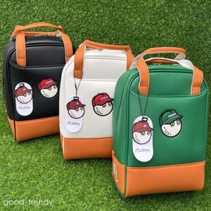 2024 New Malbon Golf Clothing Bag Retro Internet Celebridades de bolso de hombro para hombres y mujeres moda y tendencia informal Bolsa Malbon 473