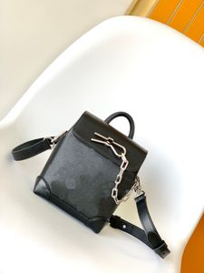 2024 Nouveau sac à bandoulière pour hommes et femmes Style différentes tailles Sacs à main de luxe Sac de créateur Multi Pocket Messenger Bag Vente chaude 82772