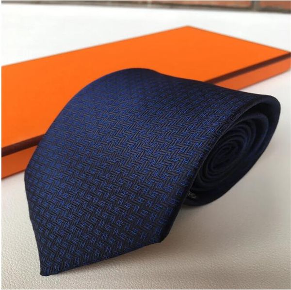 2024 New Men Ties Fashion Designer Fies for Men Nothtie Plaid Lettre h Stripes Luxury Business Loissine Silk Tie Cravat avec boîte