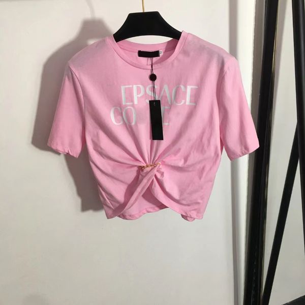 2024 Nuevo modelo Camiseta para mujer 23 Diseñadores Camisetas Camisetas de moda Mujeres Nuevo Alfabeto Imprimir Pin Metido Cintura Estilo corto Cultivo Manga corta Tops Camisetas Camiseta Ladie