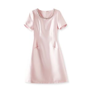 2024 Nieuwe modellen Designer voor vrouw zomer roze pure kleur strass jurk korte mouw ronde nek zakken knie-lengte casual prom jurk 4148