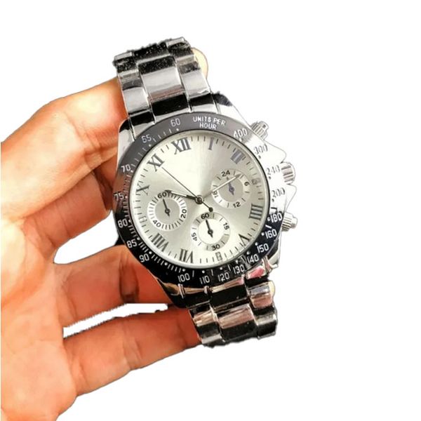 2024 Nuevo Montre de Luxe Reloj de moda Marca Reloj de diamantes completo Vestido de mujer Pulsera de oro Reloj de pulsera Nuevo modelo de etiqueta Relojes de diseñador para mujer Regalo para niña