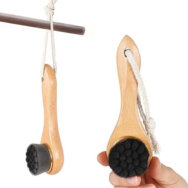 2024 Nouveau nouveau pinceau facaire portable en bois nettoyage de nettoyage de massage des brosses du visage Vavage Produit outil de soins de la peau Single côté visage nettoyage brosse faciale